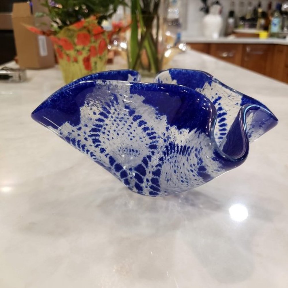 Vintage Art Deco Venetian Glass with Lace Accent Asymmetrical Centerpiece